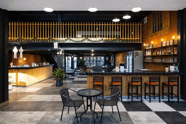 Koenji Guest House & Bar Chiang Maiのロビー