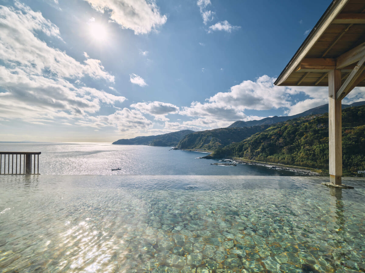 赤沢日帰り温泉館