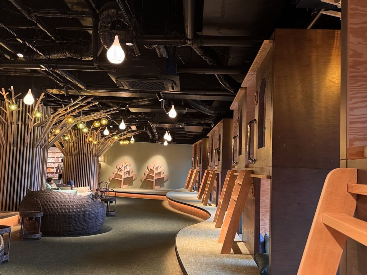 赤沢温泉日帰り館「海のねころびラウンジ」別角度