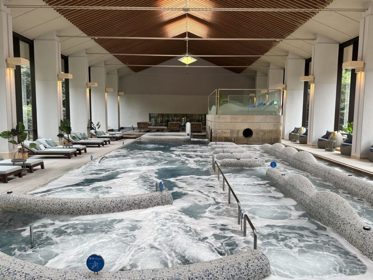 赤沢温泉「赤沢スパ」のプール