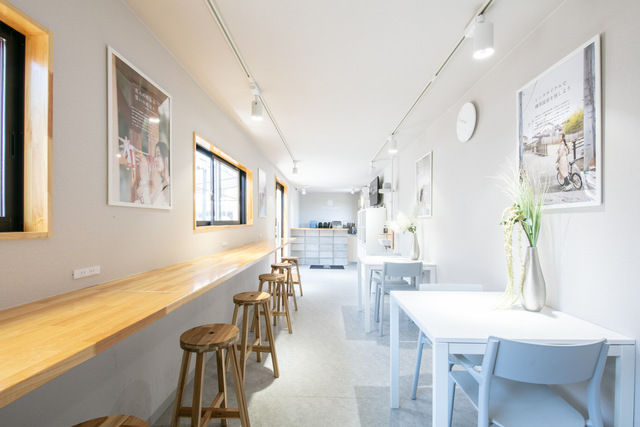 ヒトリトイロ店内