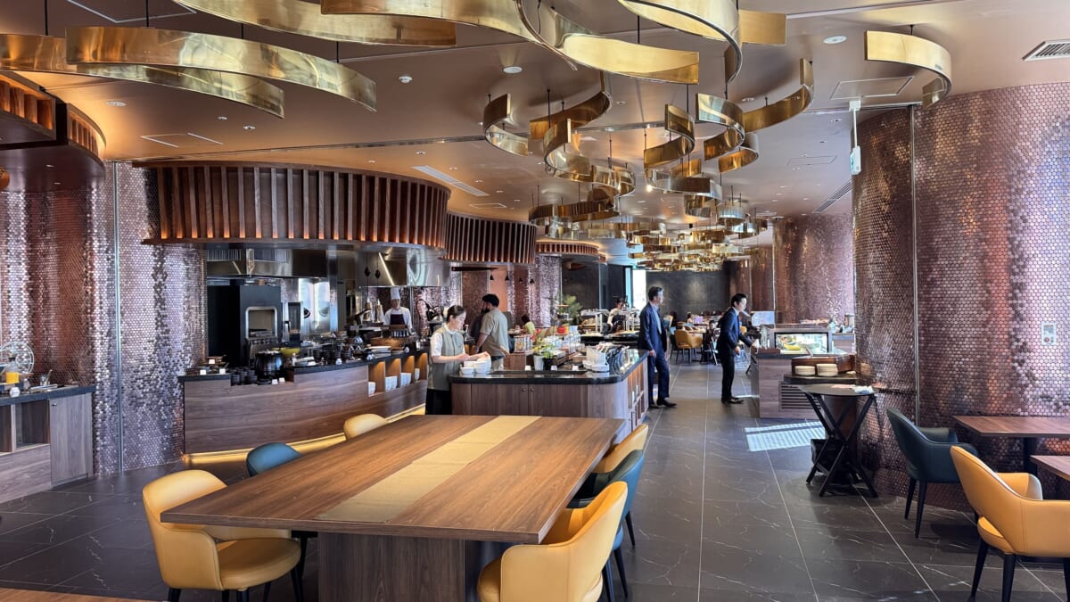 「リーガロイヤルリゾート沖縄 北谷」レストラン１