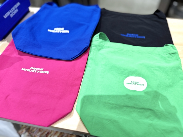 NICE WEATHER SHINJUKU ナイロン ロゴ ミニワンショルダーバッグ