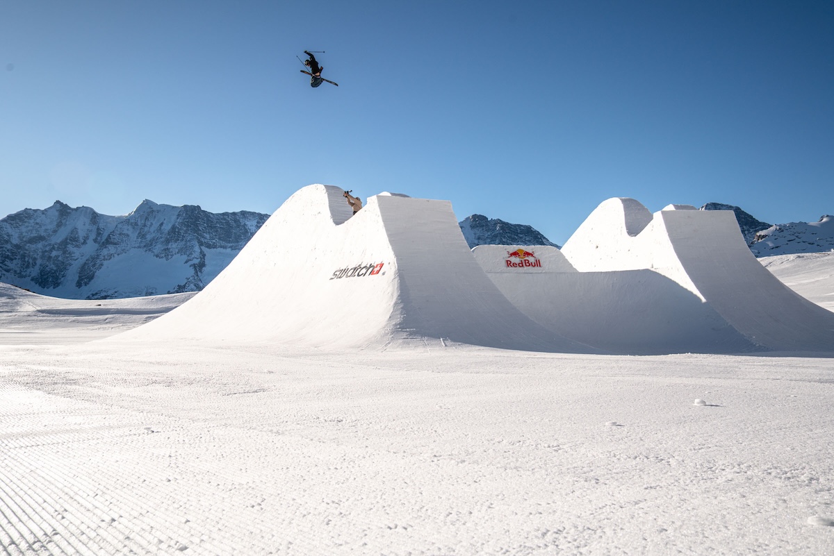 「Swatch Nines Snow 2026」Action