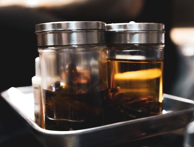 サクヤンの施術で使用される透明オイル