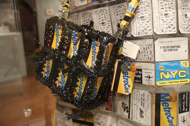 NY メトロカード アート グランド・セントラル 無料　展覧会　ニューヨーク　