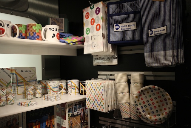 NY メトロカード アート グランド・セントラル 無料　展覧会　ニューヨーク　お土産