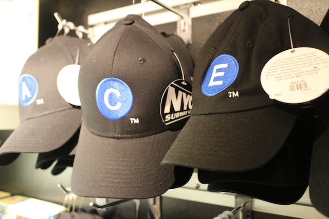 NY メトロカード アート グランド・セントラル 無料　展覧会　ニューヨーク　お土産