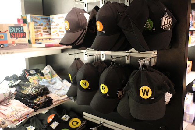 NY メトロカード アート グランド・セントラル 無料　展覧会　ニューヨーク　お土産