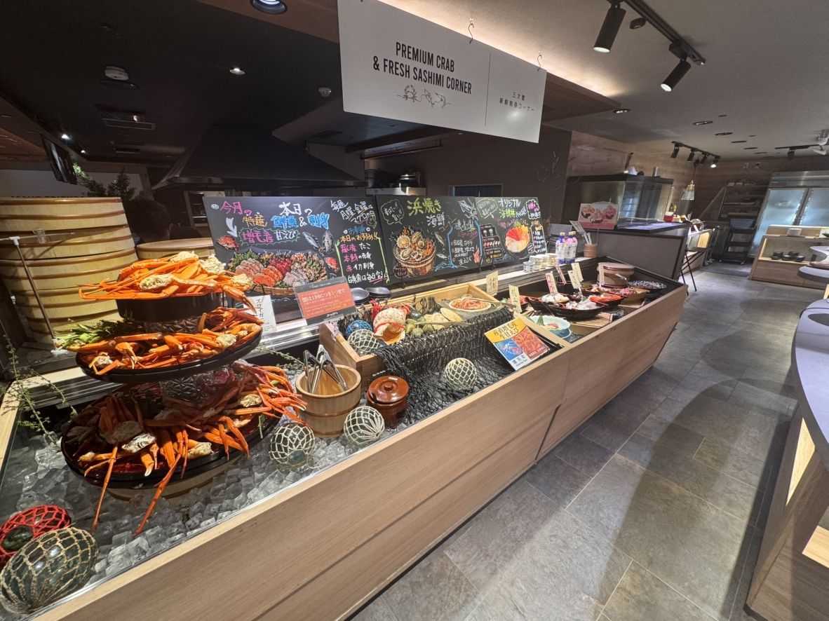 【紅ズワイガニ食べ放題ショートタイムプラン登場】週2回の本マグロ解体ショーもあり！｜札幌・ススキノデパート