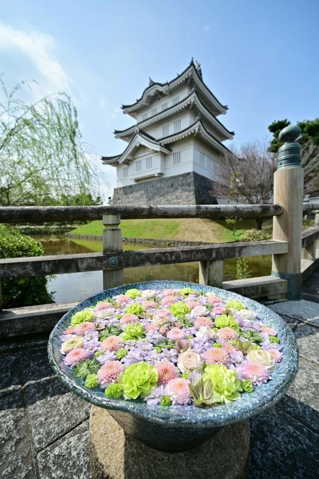 忍城址と花手水
