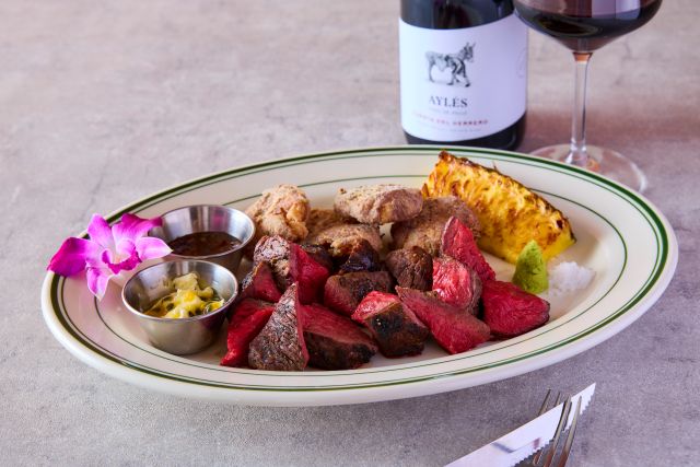 goodNess「KIAWE Wood Grilled Steak ランプ」