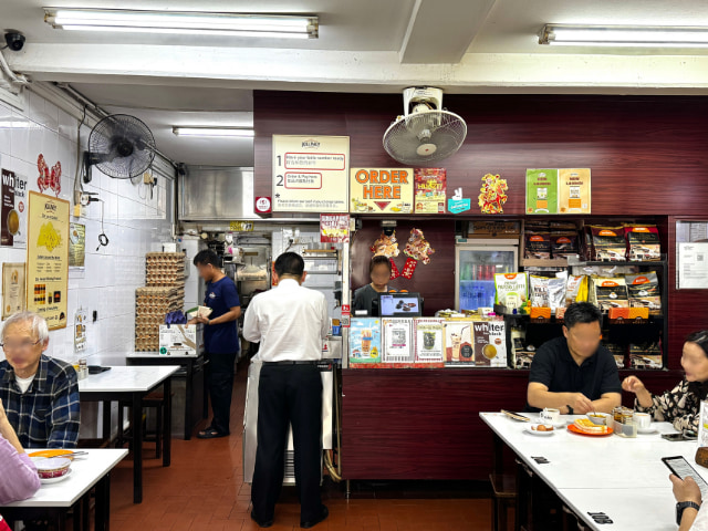 キリニー・コピティアム店内