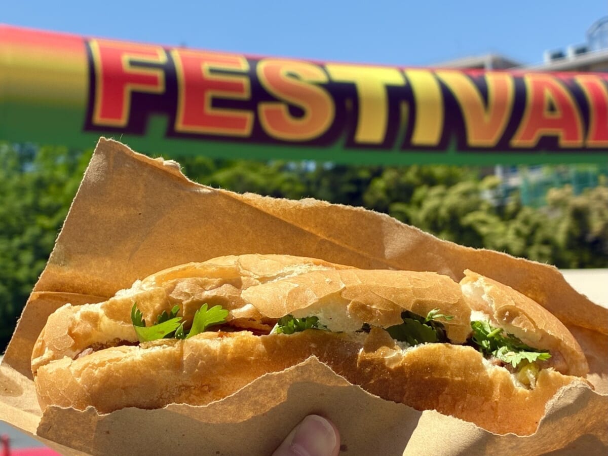 現地速報【GW入場無料グルメフェス】アフリカや南米、カリブまで！？まるで海外旅行の「ワールドフェスティバル2026〜国際交流フードフェア〜」イベント