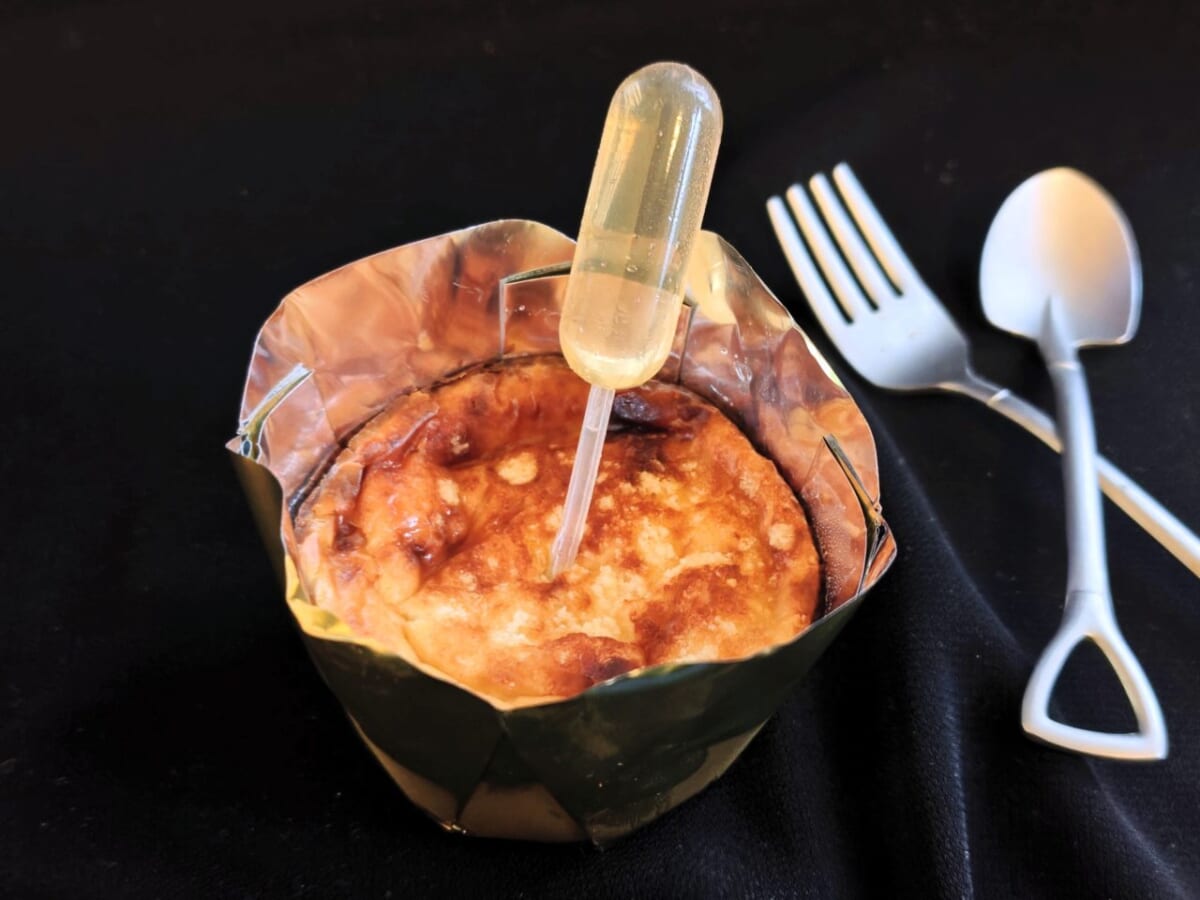 東京都江戸川区・「CHEESE CAVERY TOKYO」チーズケーキクラウン（ベーシック）2