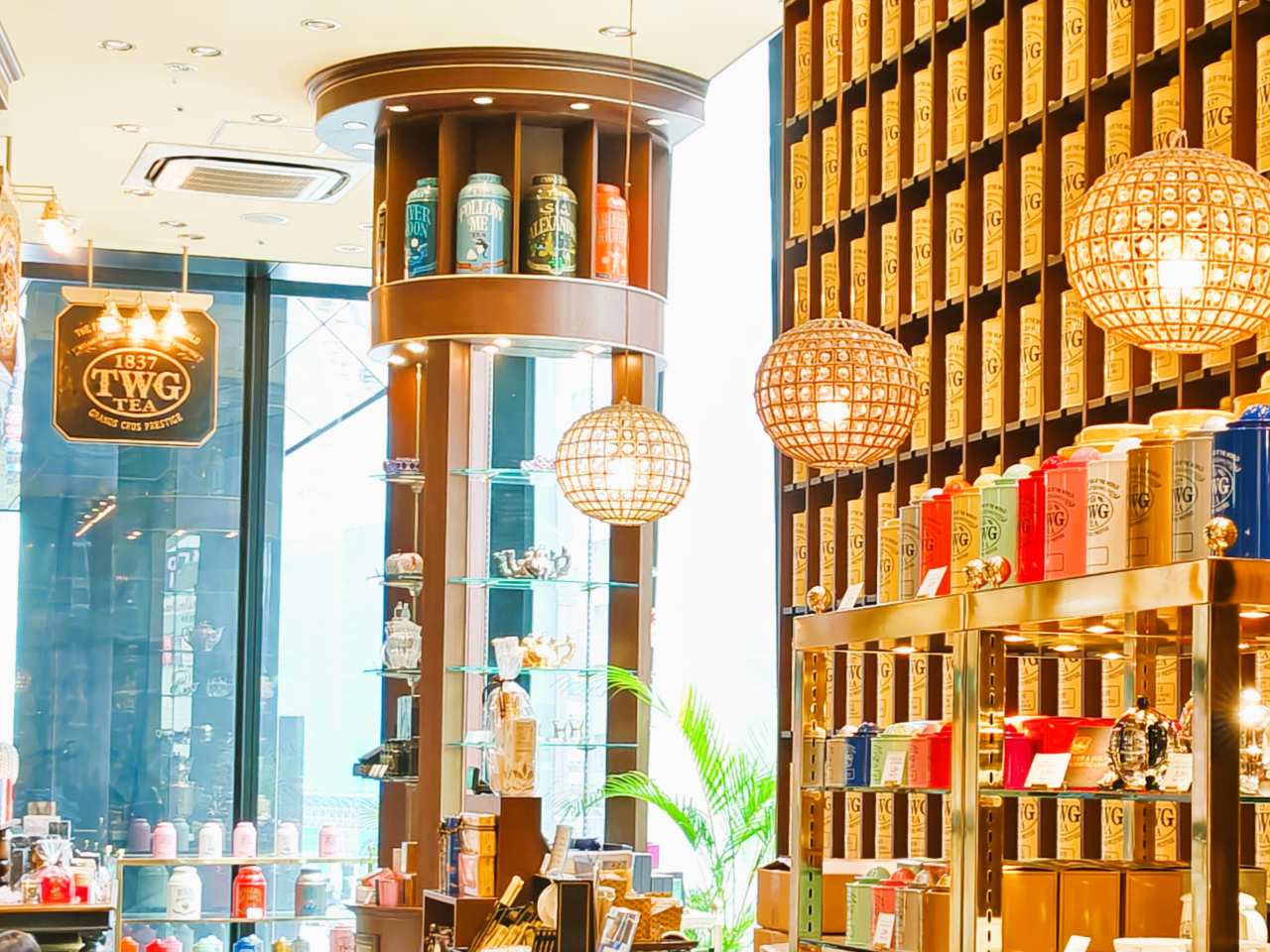 東京都中央区・「TWG Tea 銀座」店内