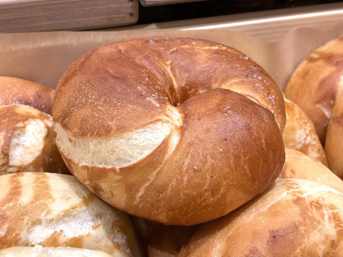 Salt butter pretzels ベーグル NEWYORK BAGEL STREET