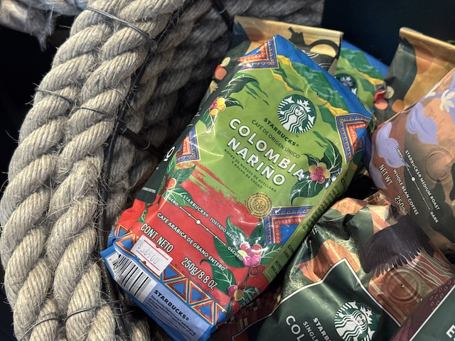世界のスタバ　コロンビア　ボゴタ　コーヒー大国　限定マグ　コーヒー