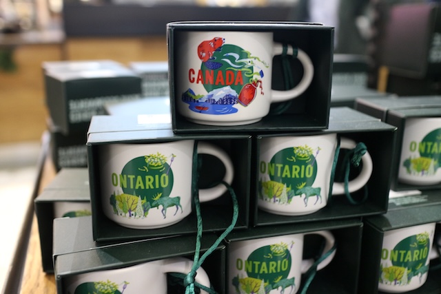 世界のスタバ　カナダ　トロント　限定マグ　お土産　オーナメント