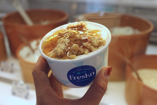 ギリシャヨーグルト　ギリシャ　アテネ　ヨーグルトバー　食べ比べ fresko