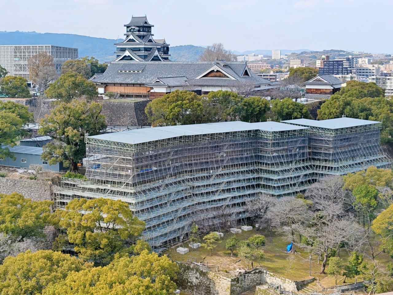 熊本県熊本市・「熊本城」重要文化財櫓群・四間櫓、七間櫓、十四間櫓、田子櫓、源之進櫓(復旧の様子)