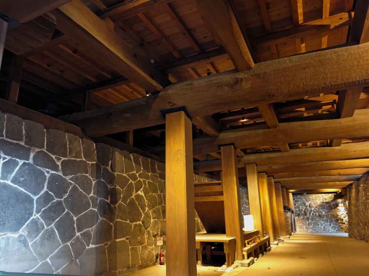 熊本県熊本市・「熊本城」本丸御殿大広間（闇り通路）