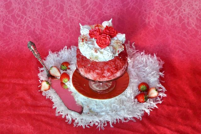 真紅の苺氷（しんくのいちごごおり） ～いちごのショートケーキ～