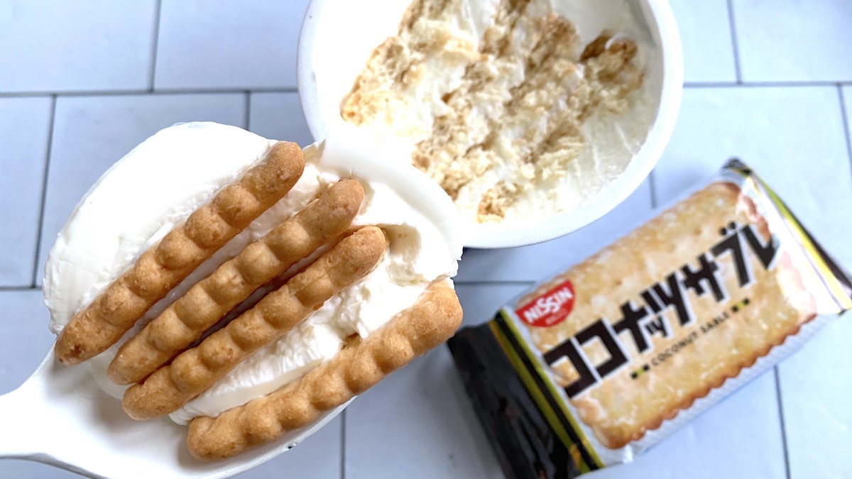 「ジャパニーズチーズケーキ」ココナッツサブレはプレーンの優しい甘さが◎