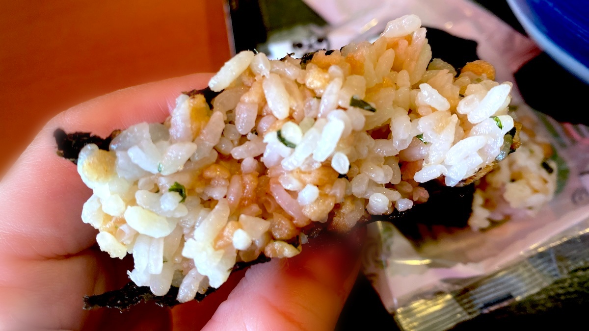 天神屋 元祖「たぬきむすび」断面
