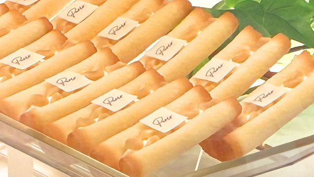 ショーケースに並ぶ「パリバター」