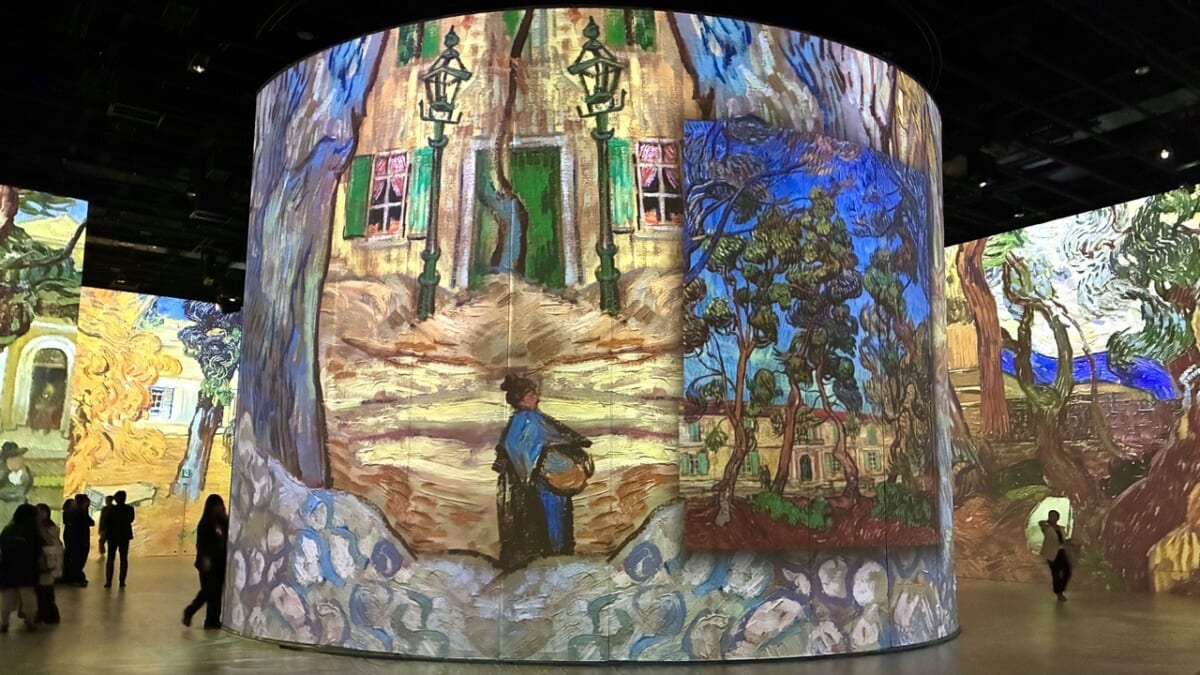RÊVE DES LUMIÈRES