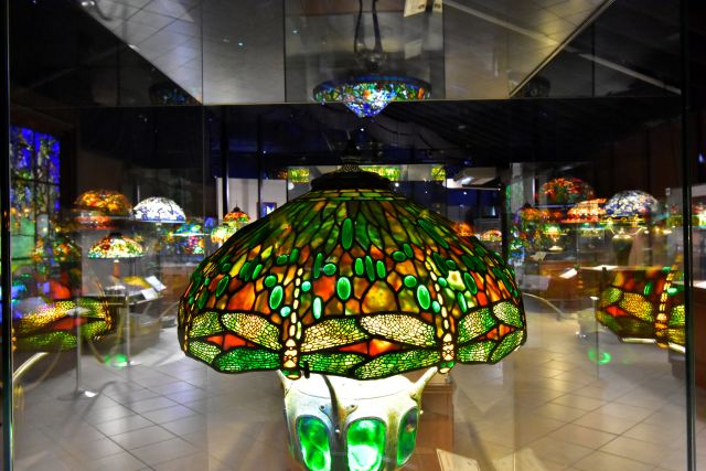 ティファニーミュージアムの「トンボ」のランプ