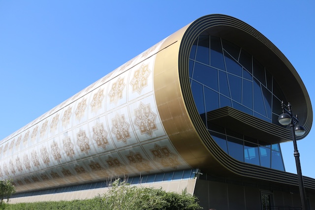 アゼルバイジャン 建物 VIVANT ドラマ 建築物 絨毯博物館
