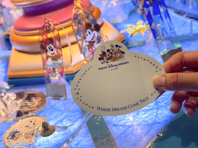 ディズニー ネームタグ 名前入り アグラバーマーケットプレイス ガラスの靴 クリスタルアーツ