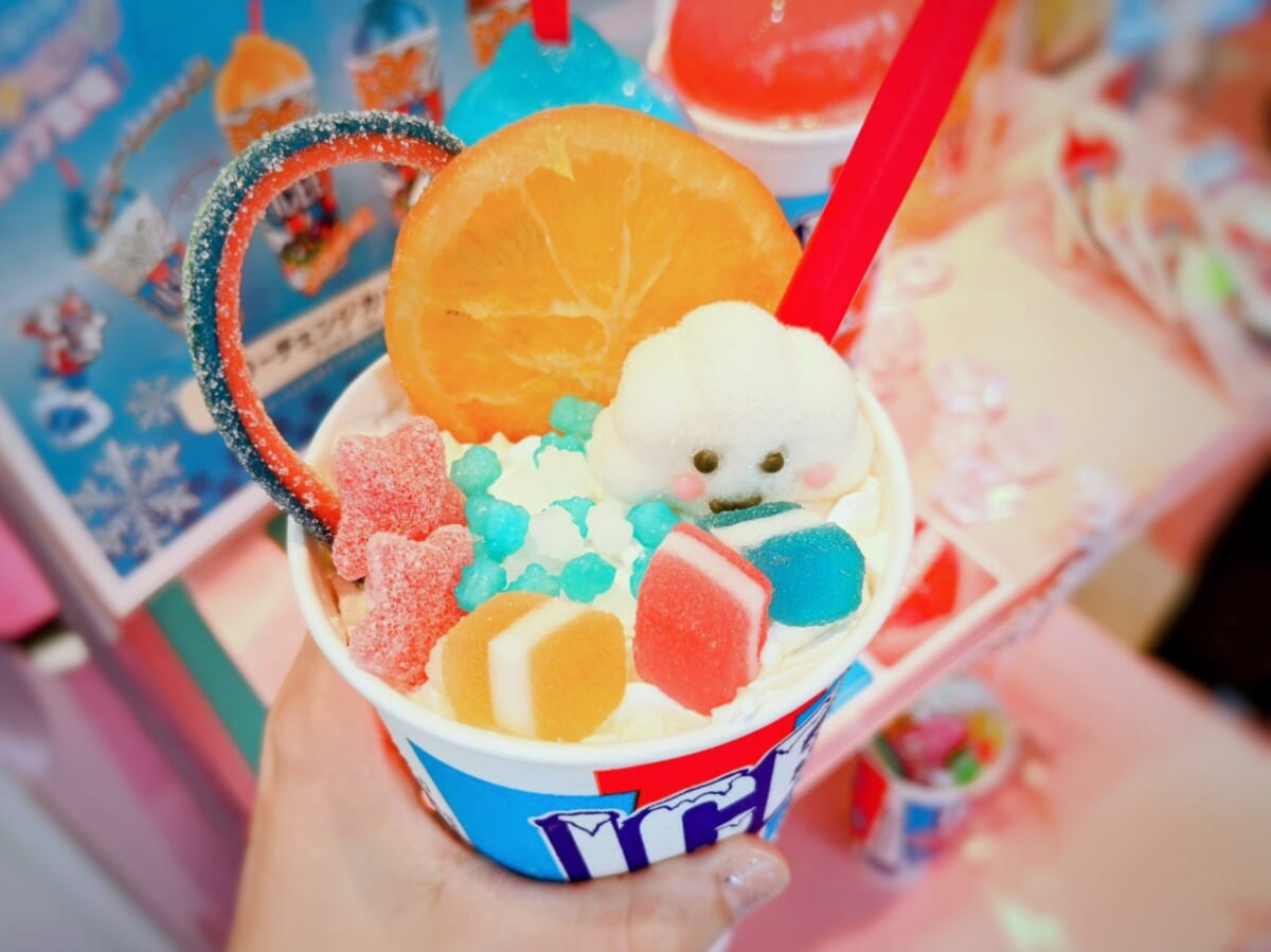 東京都渋谷区・「GO☆GO☆CAFE!」2026年6月18日（木）～2026年8月31日（月）「ICEE」×「GO☆GO☆CAFE!」コラボポップアップショップ（原宿オリジナル「HARAJUKUサマースプラッシュ」ブルーラズベリー）