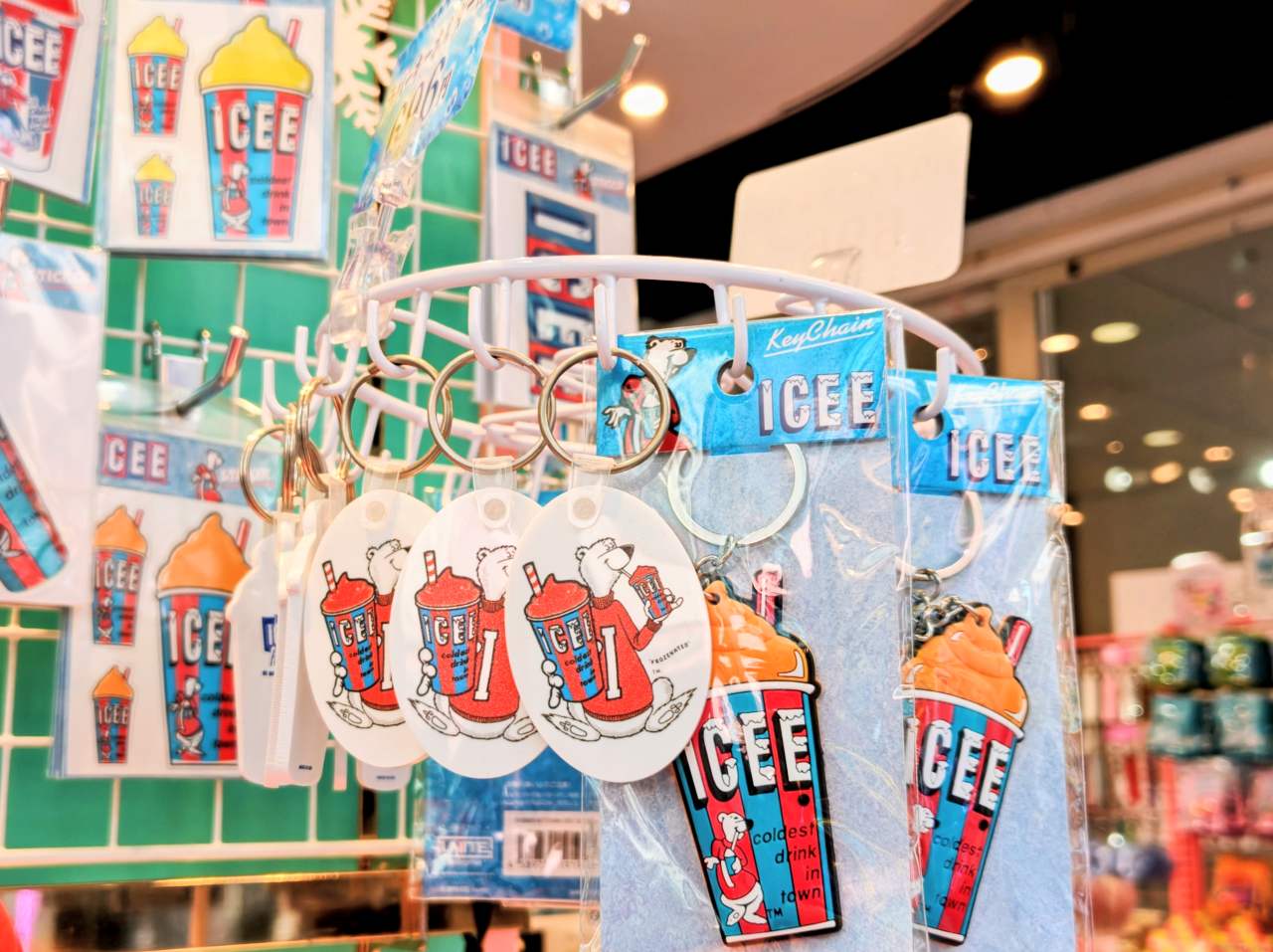 東京都渋谷区・「GO☆GO☆CAFE!」2026年6月18日（木）～2026年8月31日（月）「ICEE」×「GO☆GO☆CAFE!」コラボポップアップショップ（グッズ）