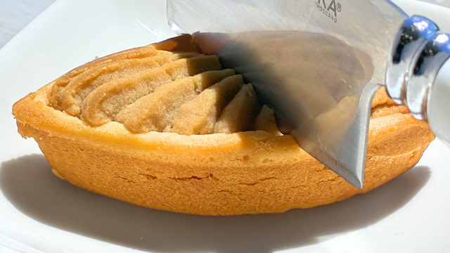 栗きんとんタルト入刀図
