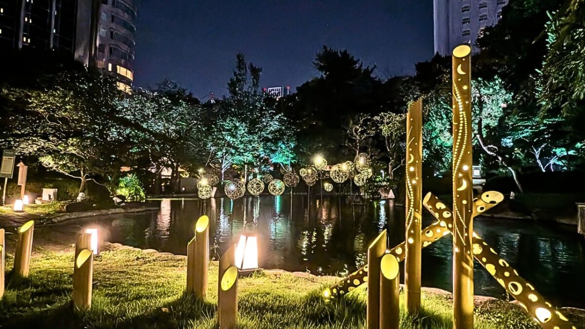 【入場無料の幻想庭園へ！】400個以上の竹あかりが彩る！品川の夕涼みスポット「グランドプリンスホテル高輪」を現地レビュー