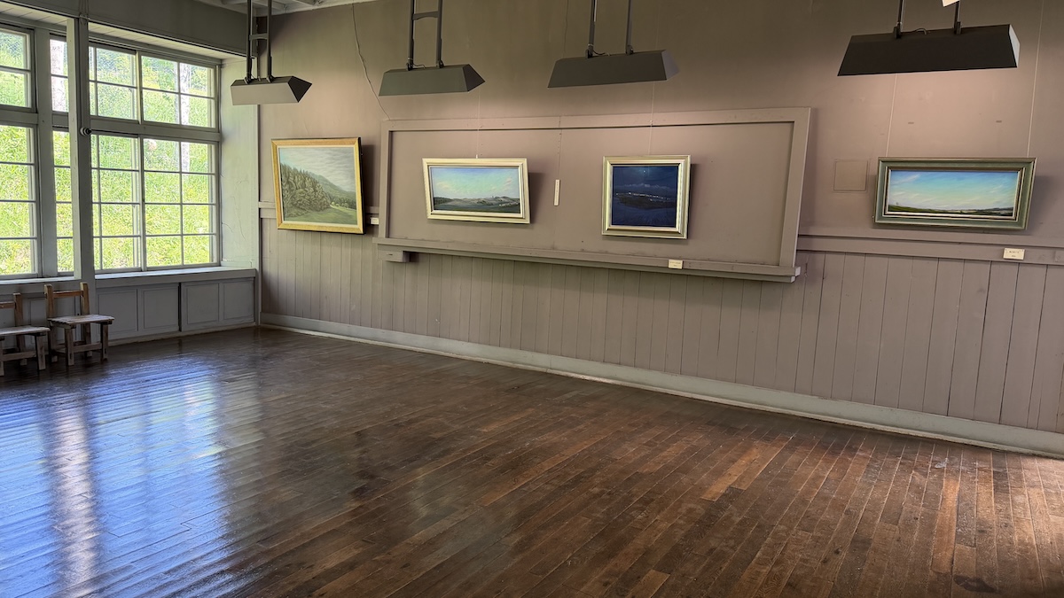 北海道風景画館｜風景画家の庭　展示01
