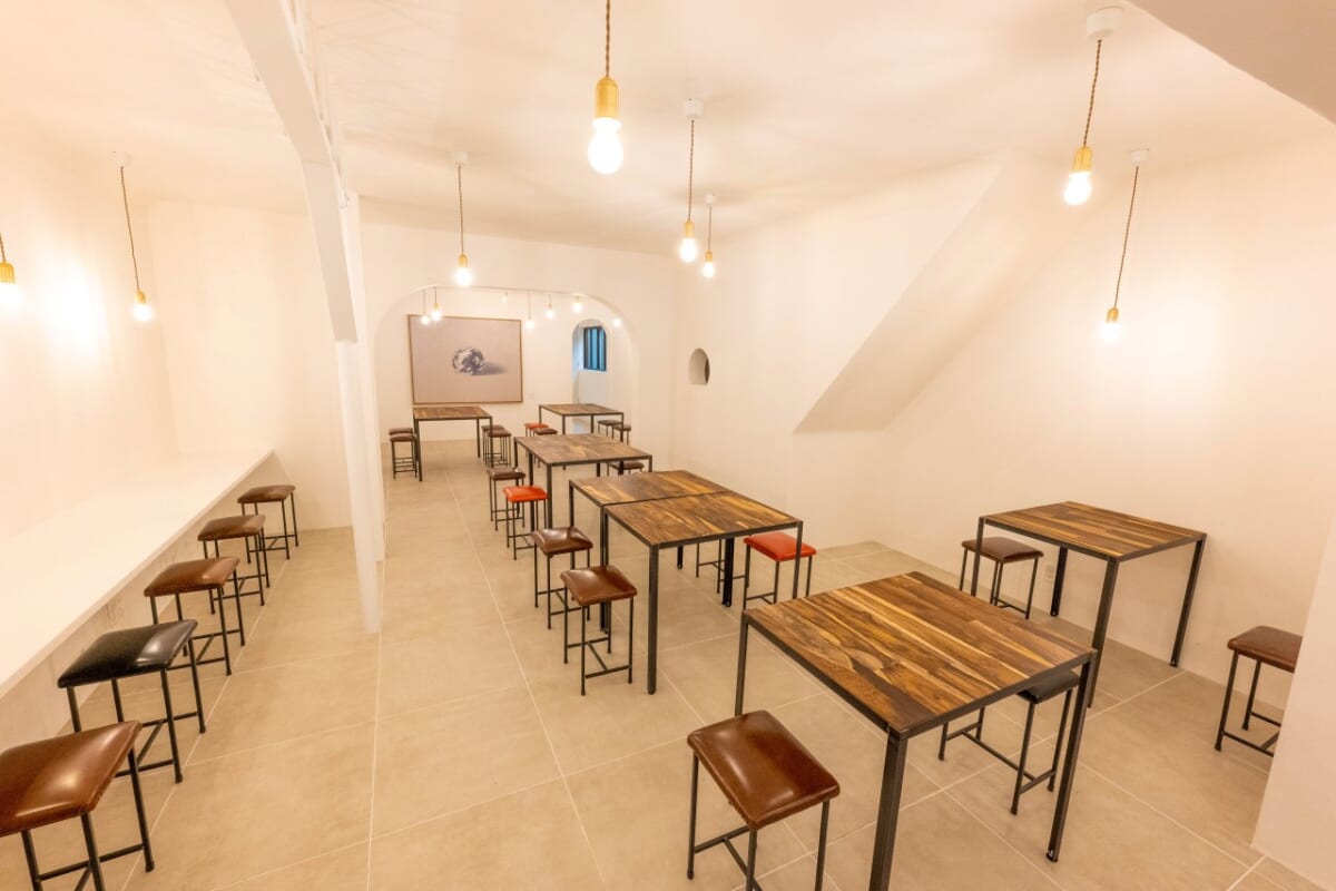 岡山県倉敷市・「大手まんぢゅうカフェ」店内（画像提供：株式会社大手饅頭伊部屋）