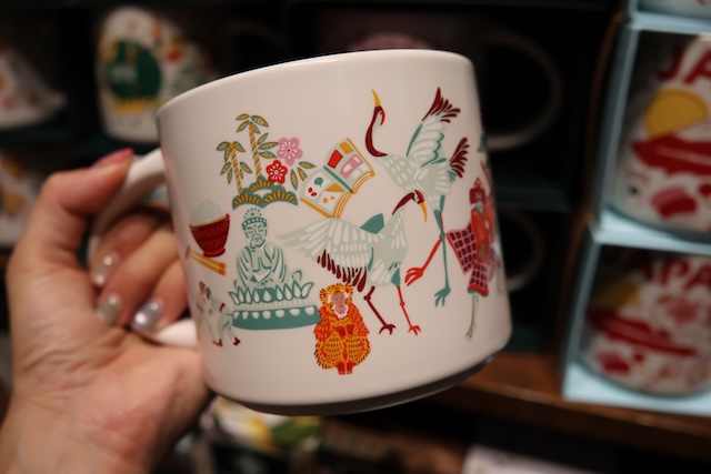 TSUTAYA BOOKSTORE則武新町 名古屋　スタバ　ノリタケ　ディスカバリーシリーズ