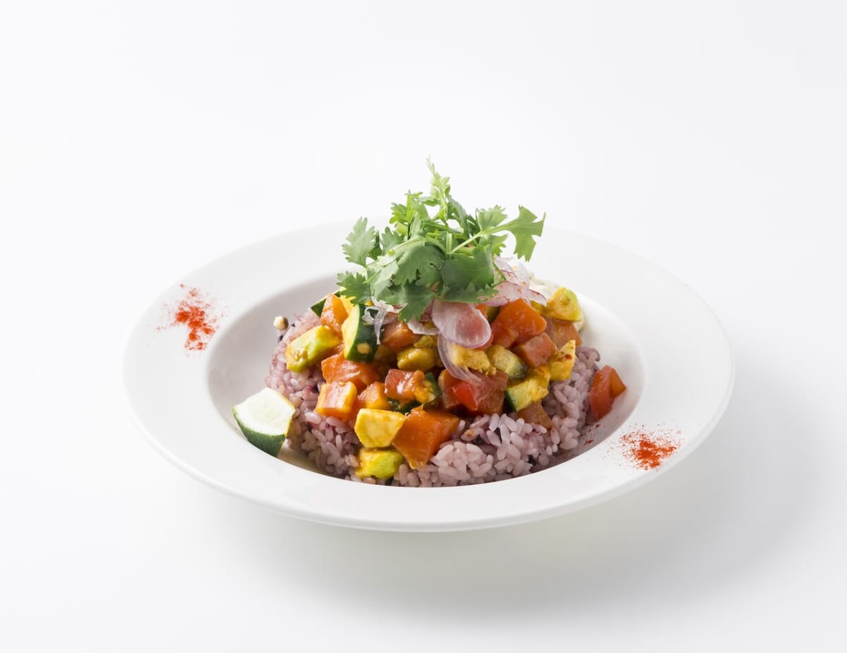 ・サーモンとアボカドのセビーチェ丼　1,400円