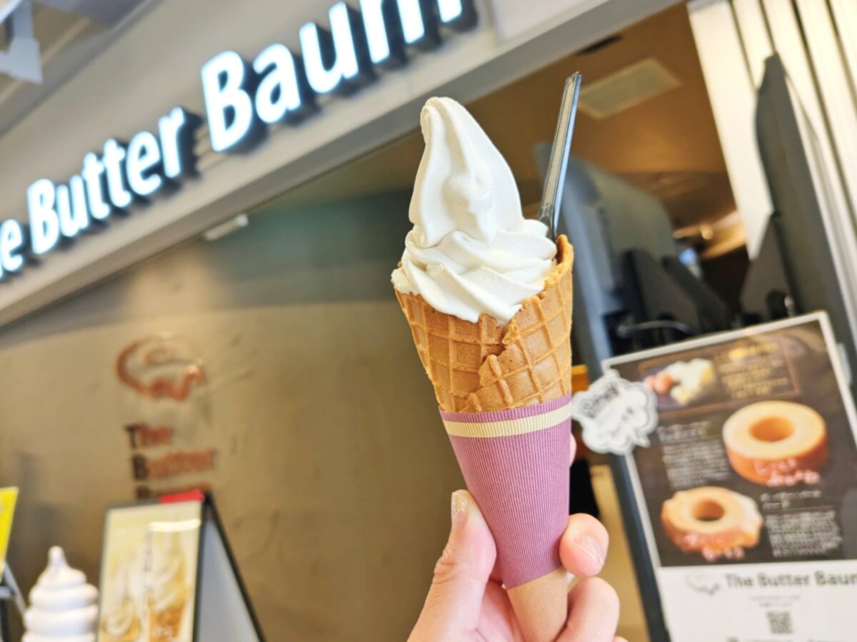 群馬県前橋市・「道の駅まえばし赤城」The Butter Baum「まえばしバナナソフトクリーム」
