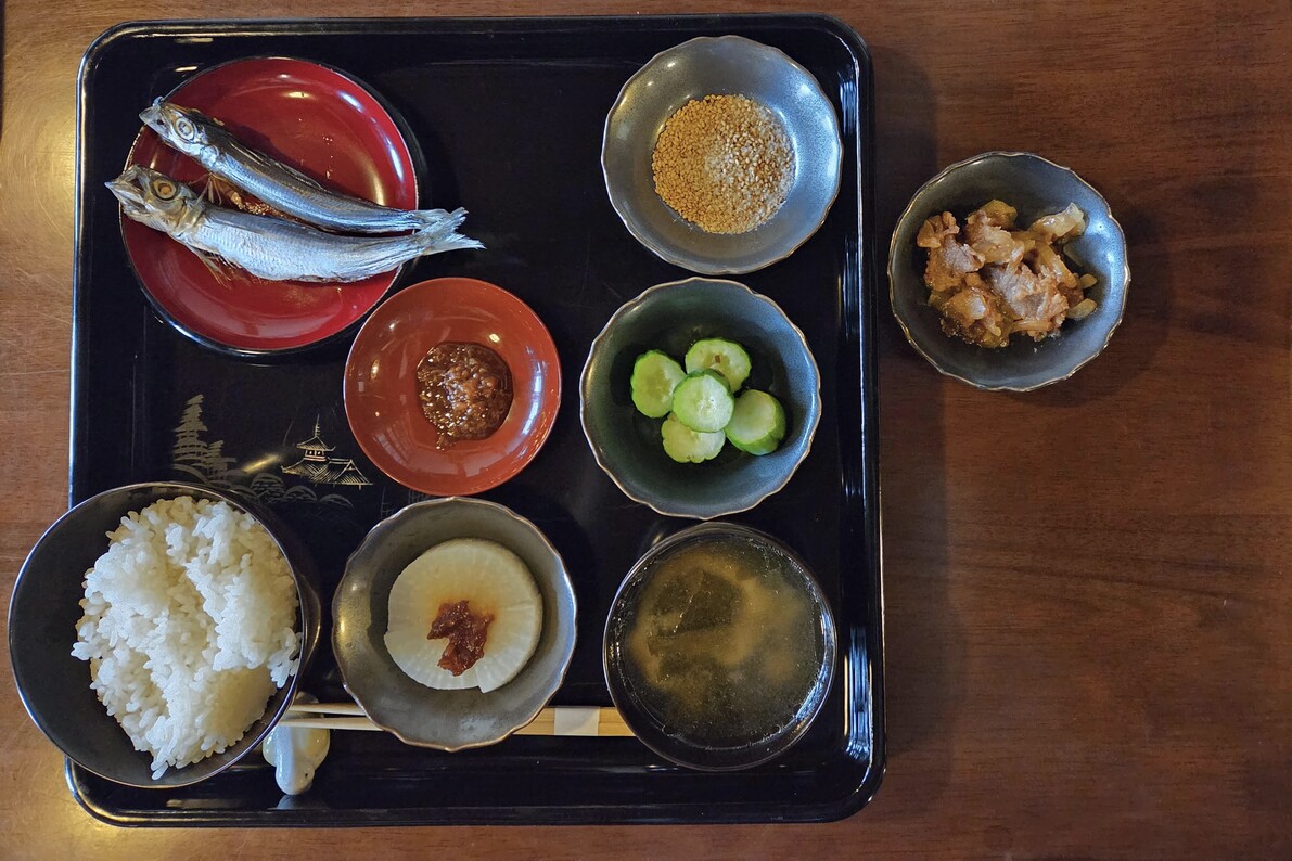 奈良の世界遺産「飛鳥・藤原の宮都」で古代の食事が味わえるカフェ「星のコル」
