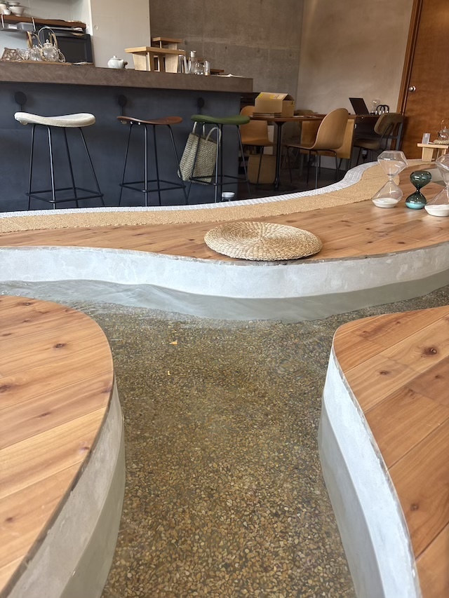 コヲロの足湯