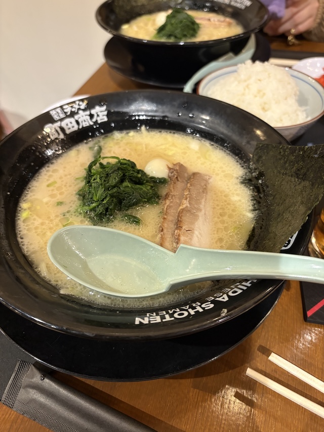 町田商店の横浜家系ラーメン