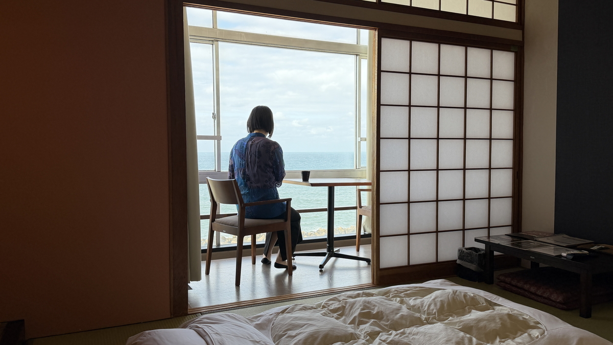 大江戸温泉物語かいけ 客室から見える日本海