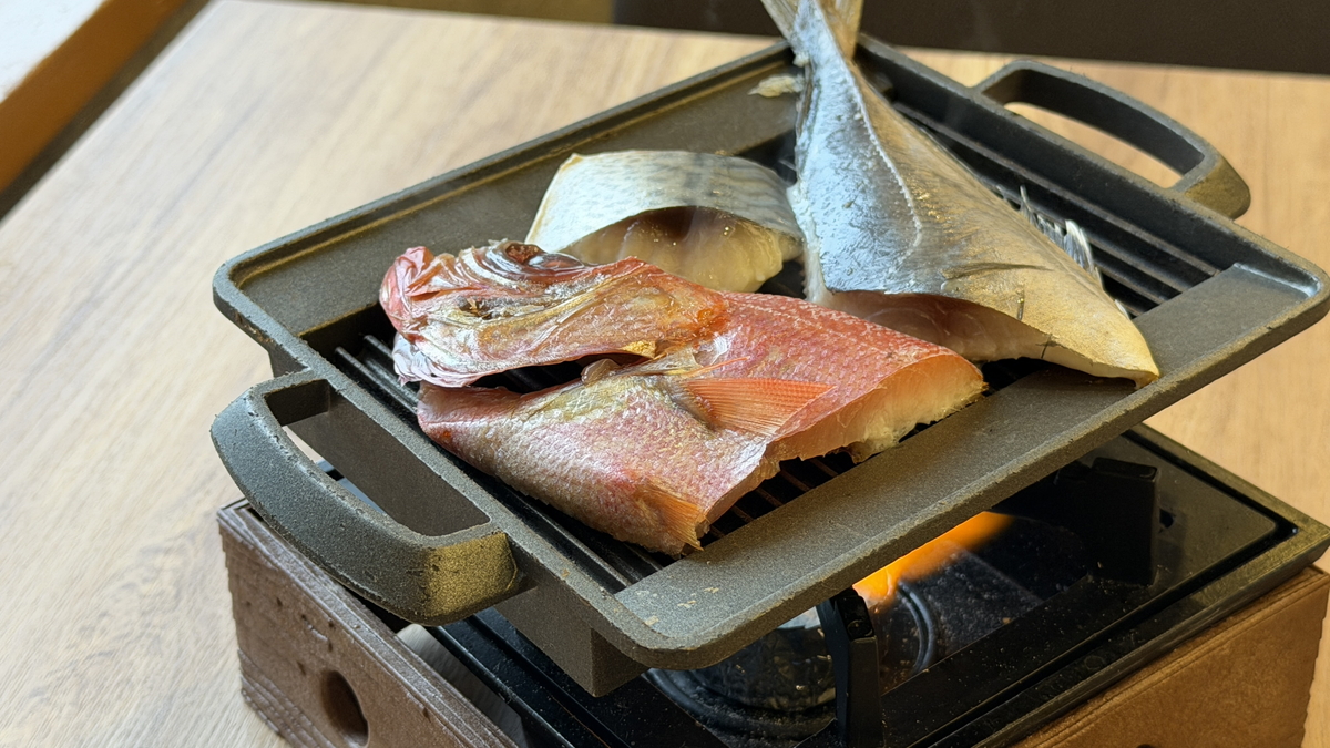 大江戸温泉物語かいけ 朝食 干物