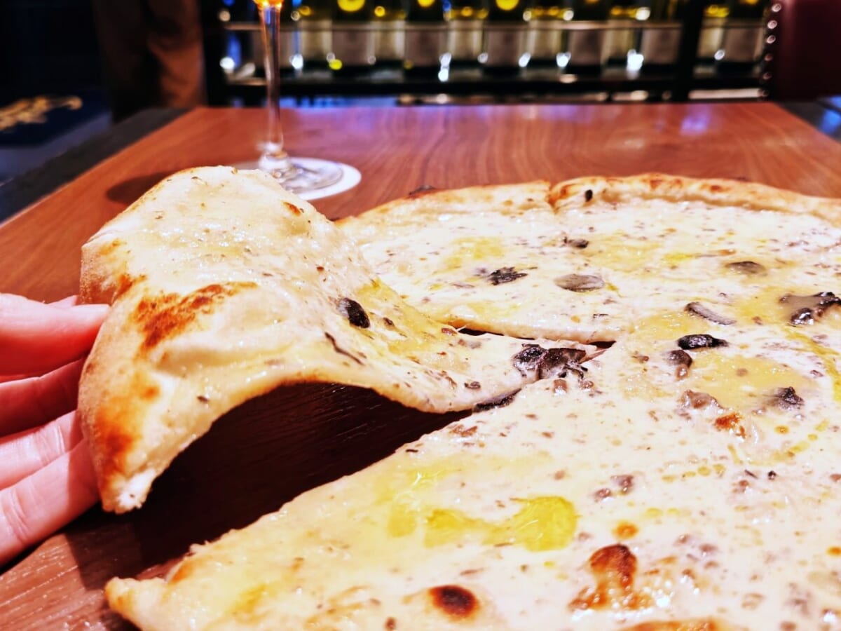 東京都港区・「Serafina NEW YORK 赤坂店」タルトゥーフォ・ネロ3