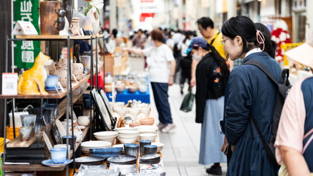 萩・田町萩焼まつり】400年の伝統「萩焼」が集まる！32の窯元を巡る